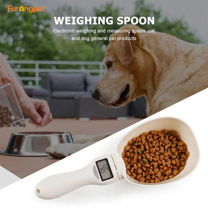 Electronic pet food measuring scoop