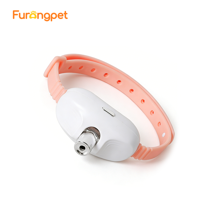 Automatic laser infrared cat collar