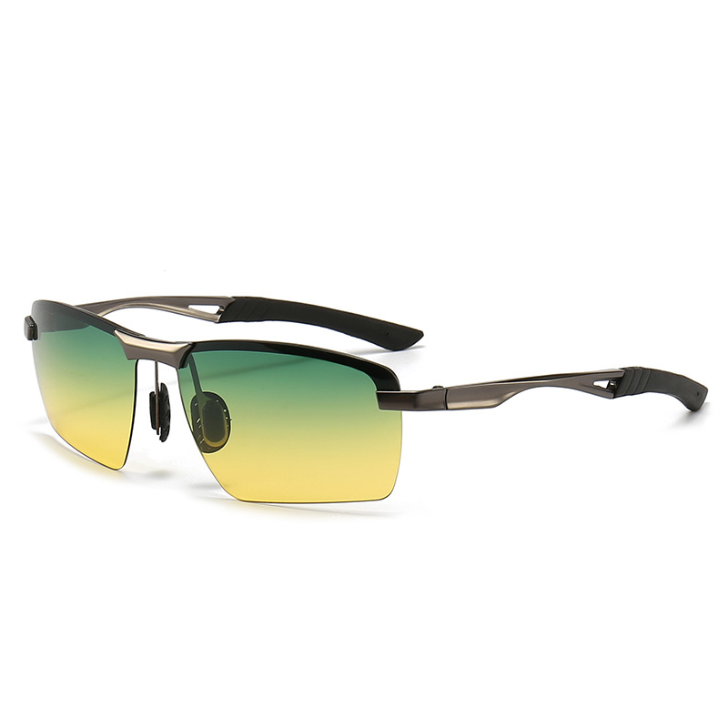 🌞 Outdoor Auto-Color Changing Polarized Sun Glasses